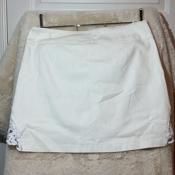 Bella Rose Dresses & Skirts - Bella Rose White Skirt